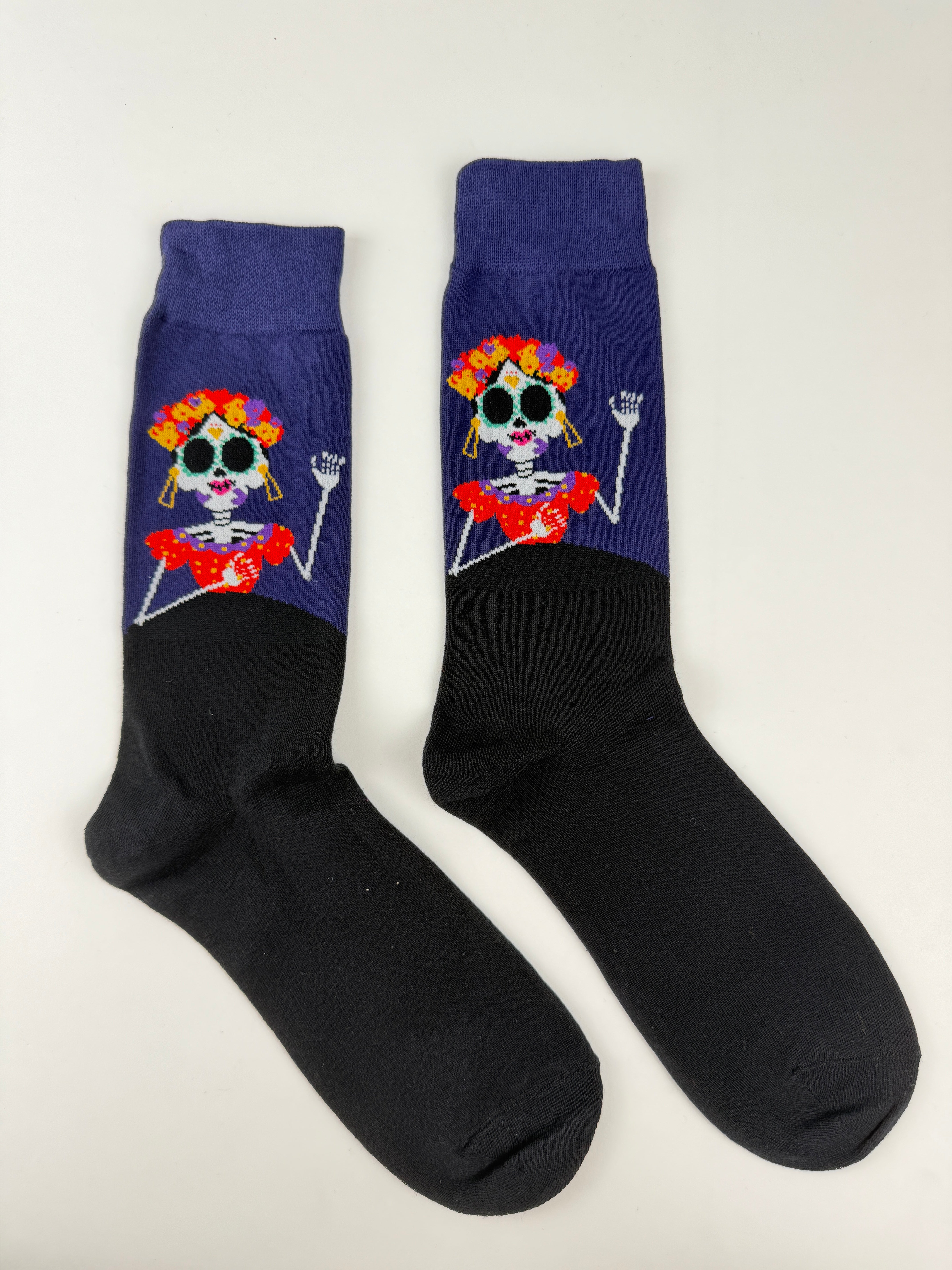 Day of the Dead Socks – Sugar Skull & Skeleton Pattern Crew Socks