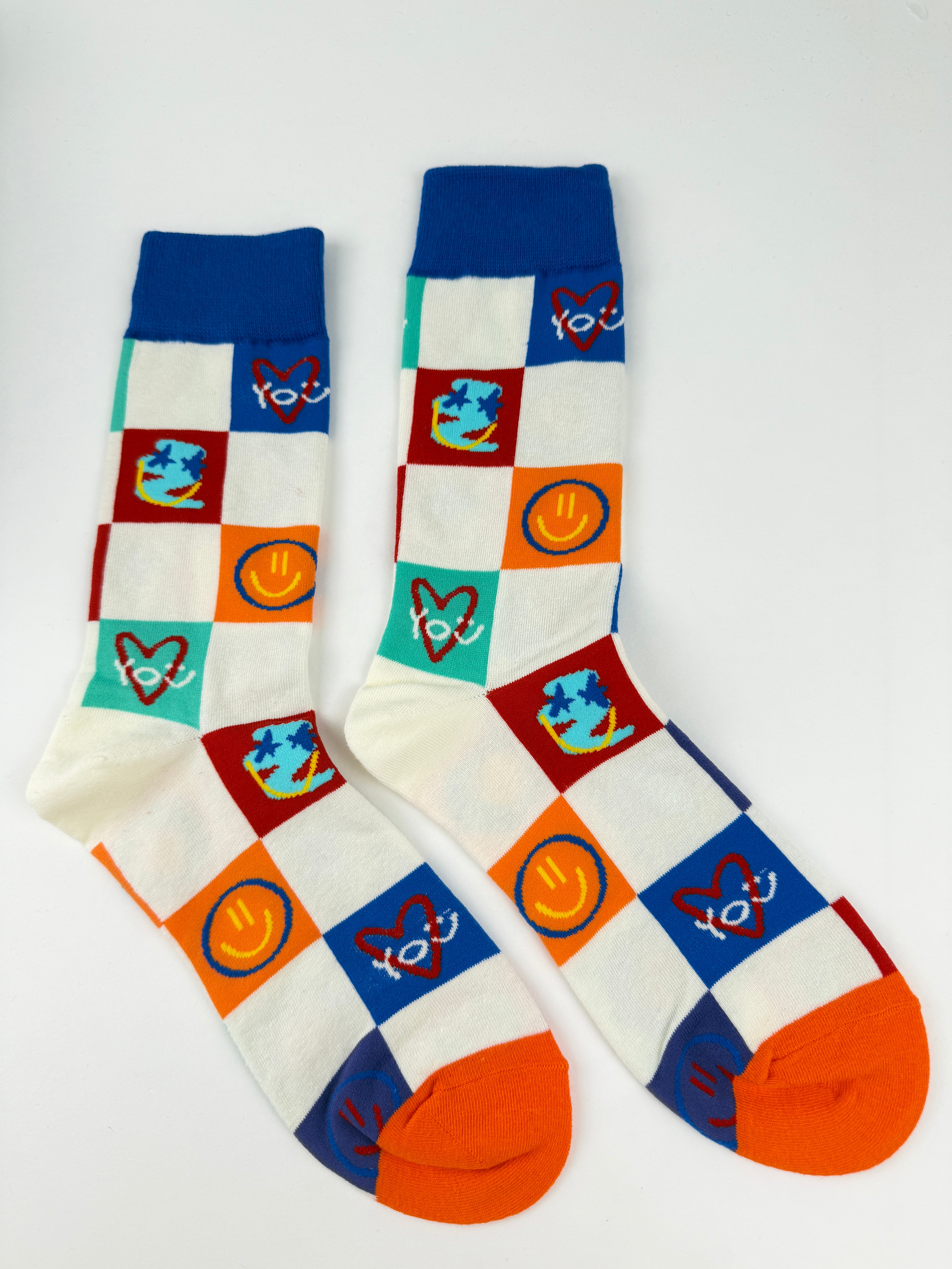 Valentine’s Socks – Checkerboard Hearts & Smiley Crew Socks Unisex