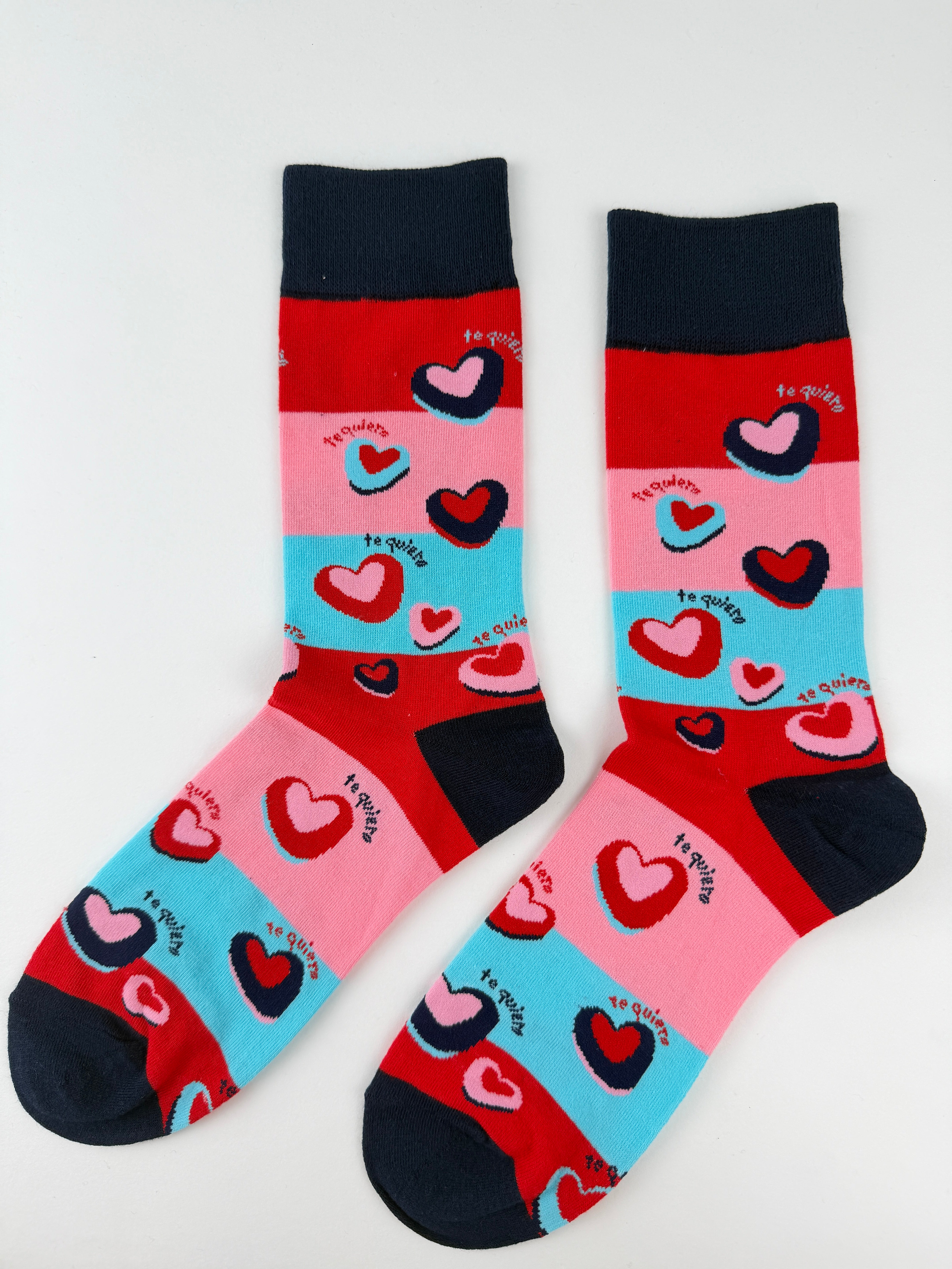 Valentine’s Socks – Te Quiero Heart Striped Crew Socks Unisex