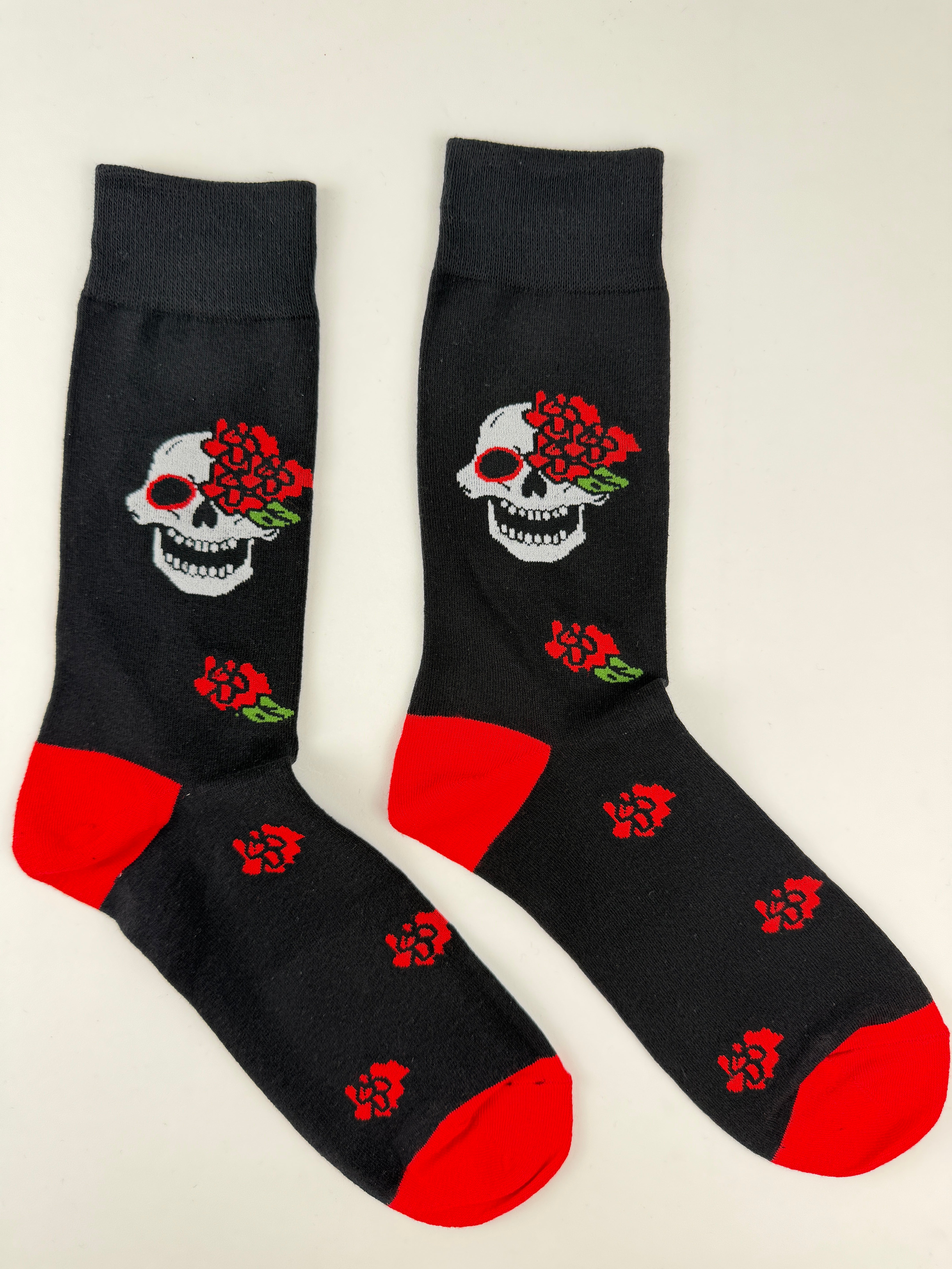 Day of the Dead Skull with Roses Socks