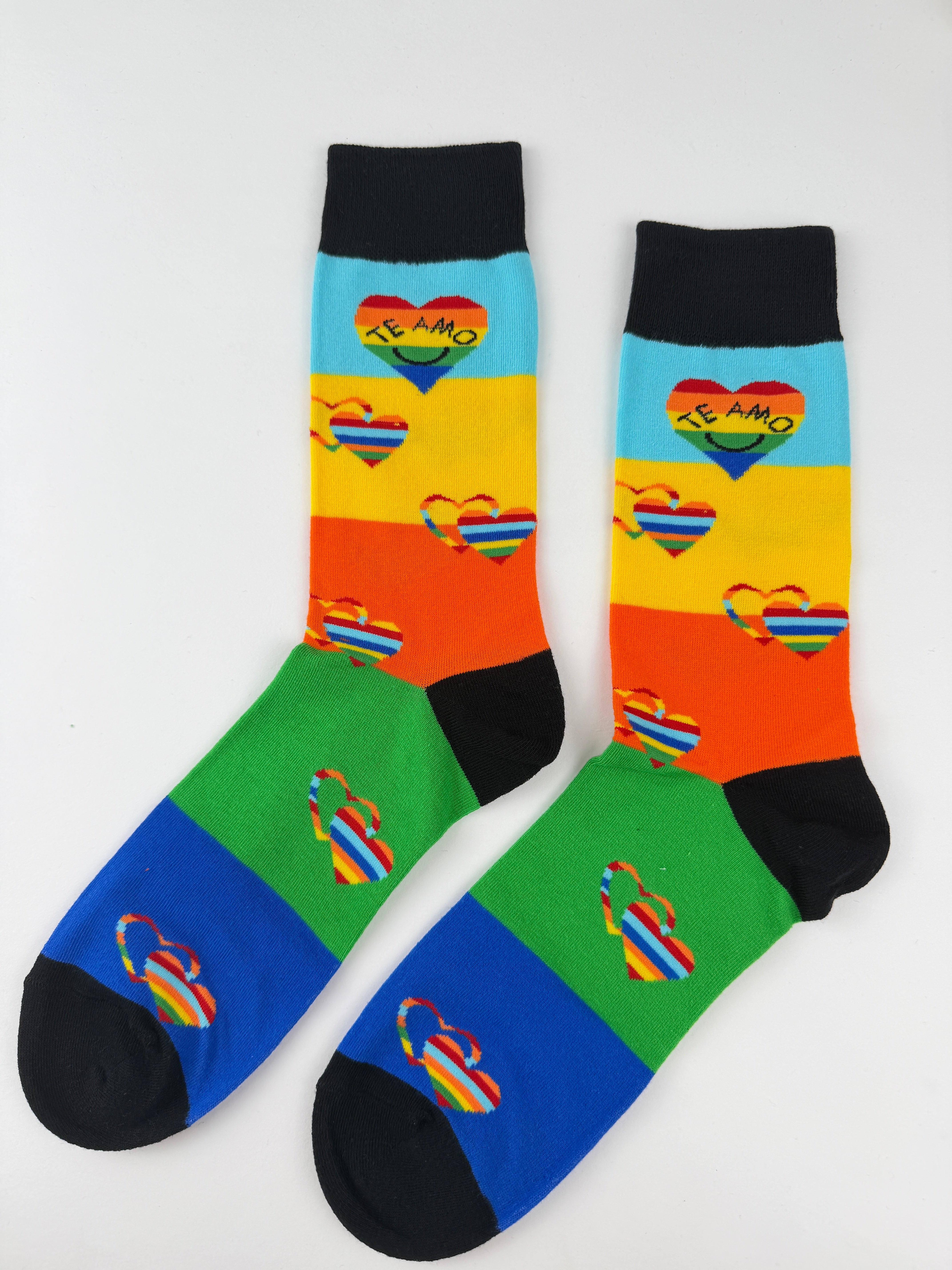 Valentine’s Socks – Te Amo Rainbow Heart Crew Socks Unisex
