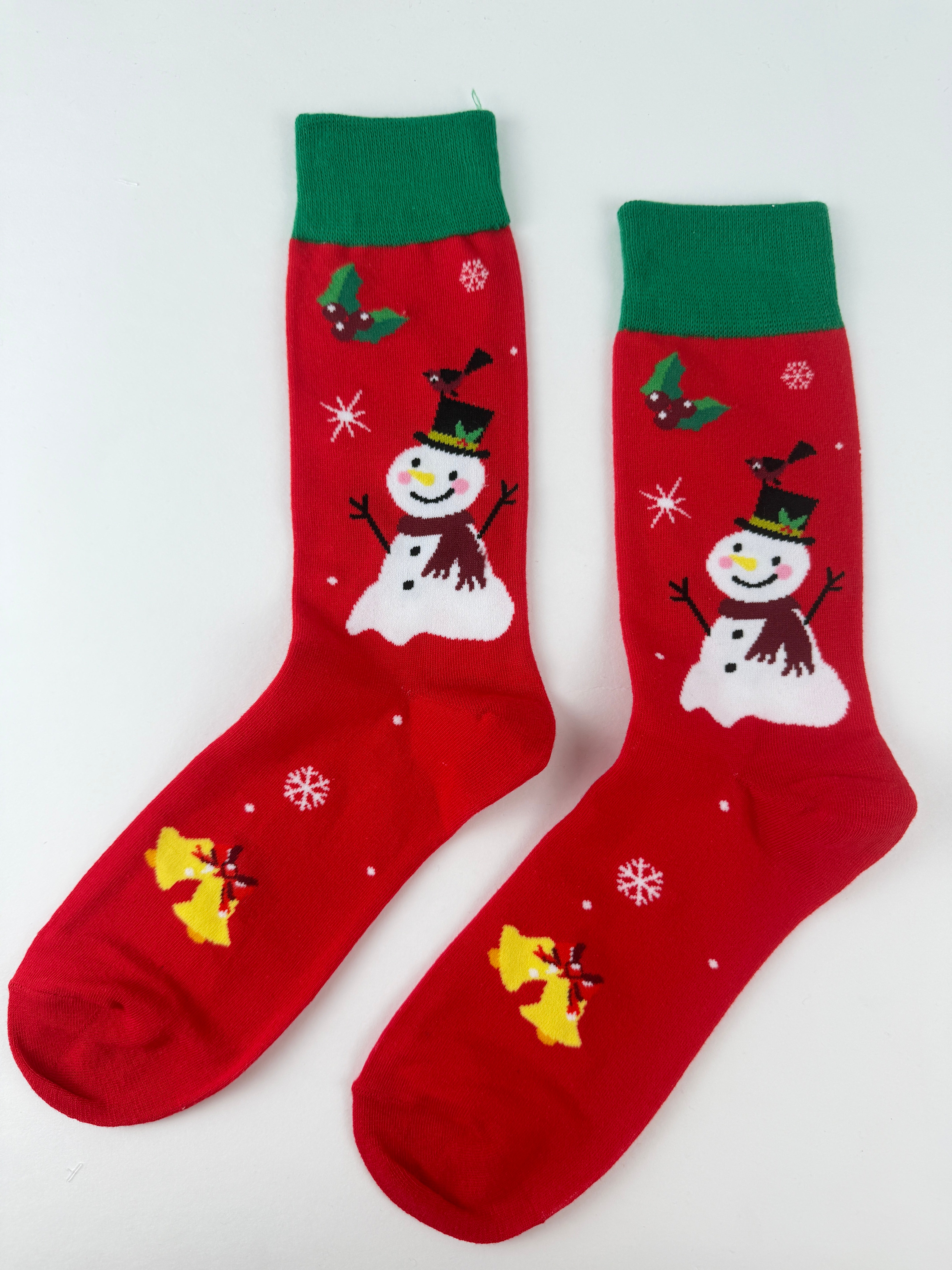 Smiling Snowman Christmas Socks – Red Crew Holiday Fun
