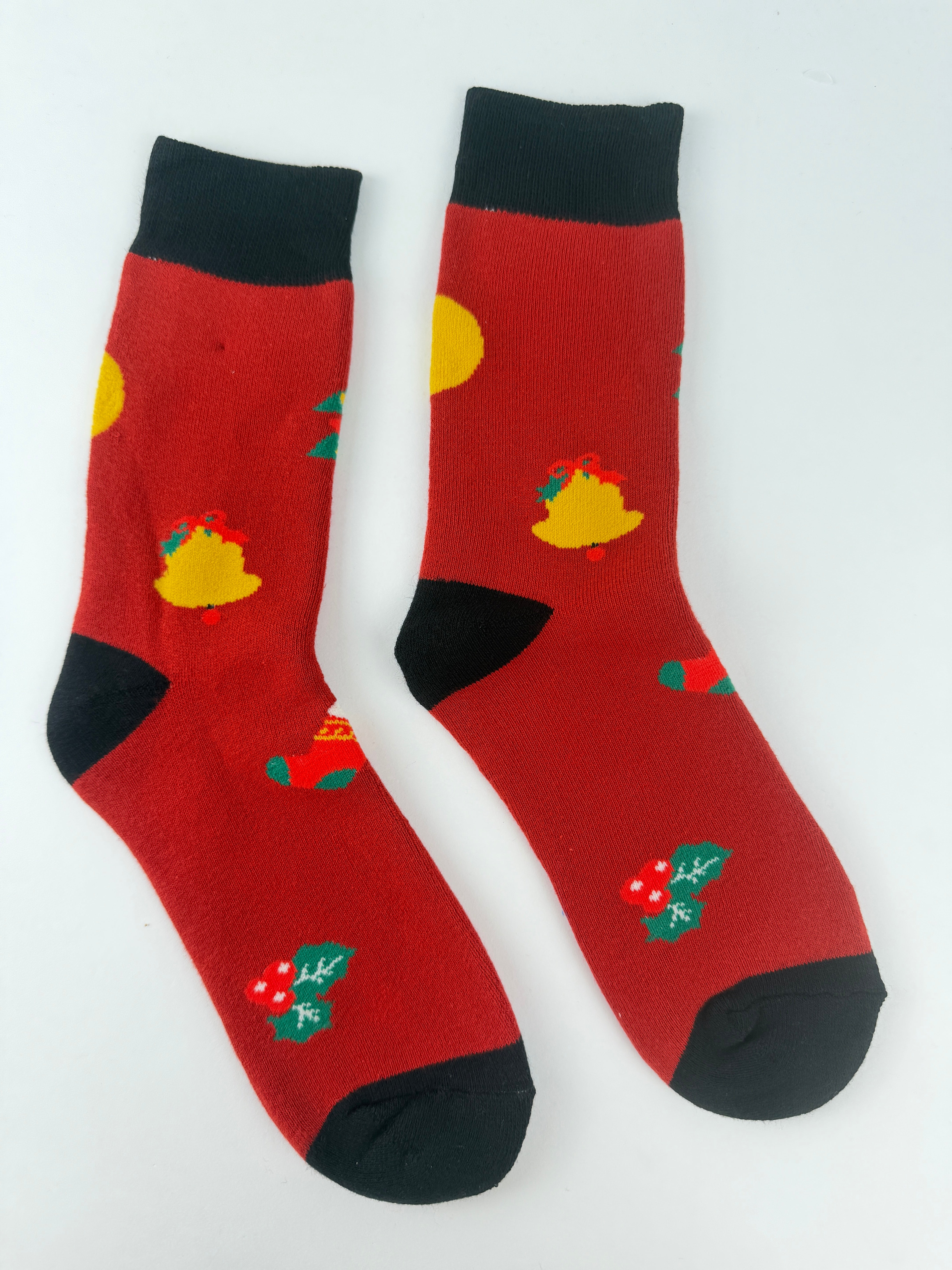 Santa & Tree Christmas Socks – Red Festive Crew
