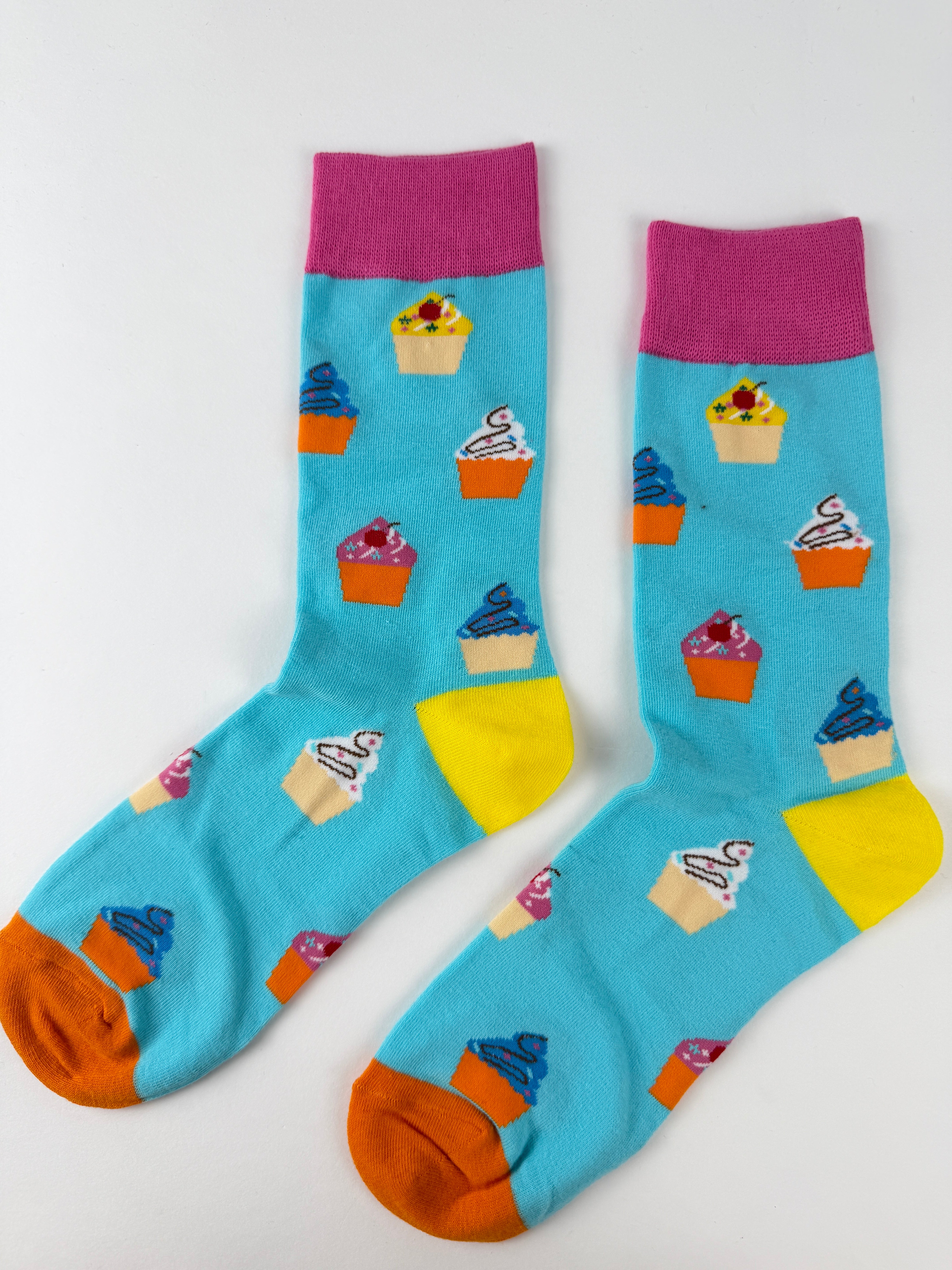 Dessert Socks – Colorful Cupcake Pattern