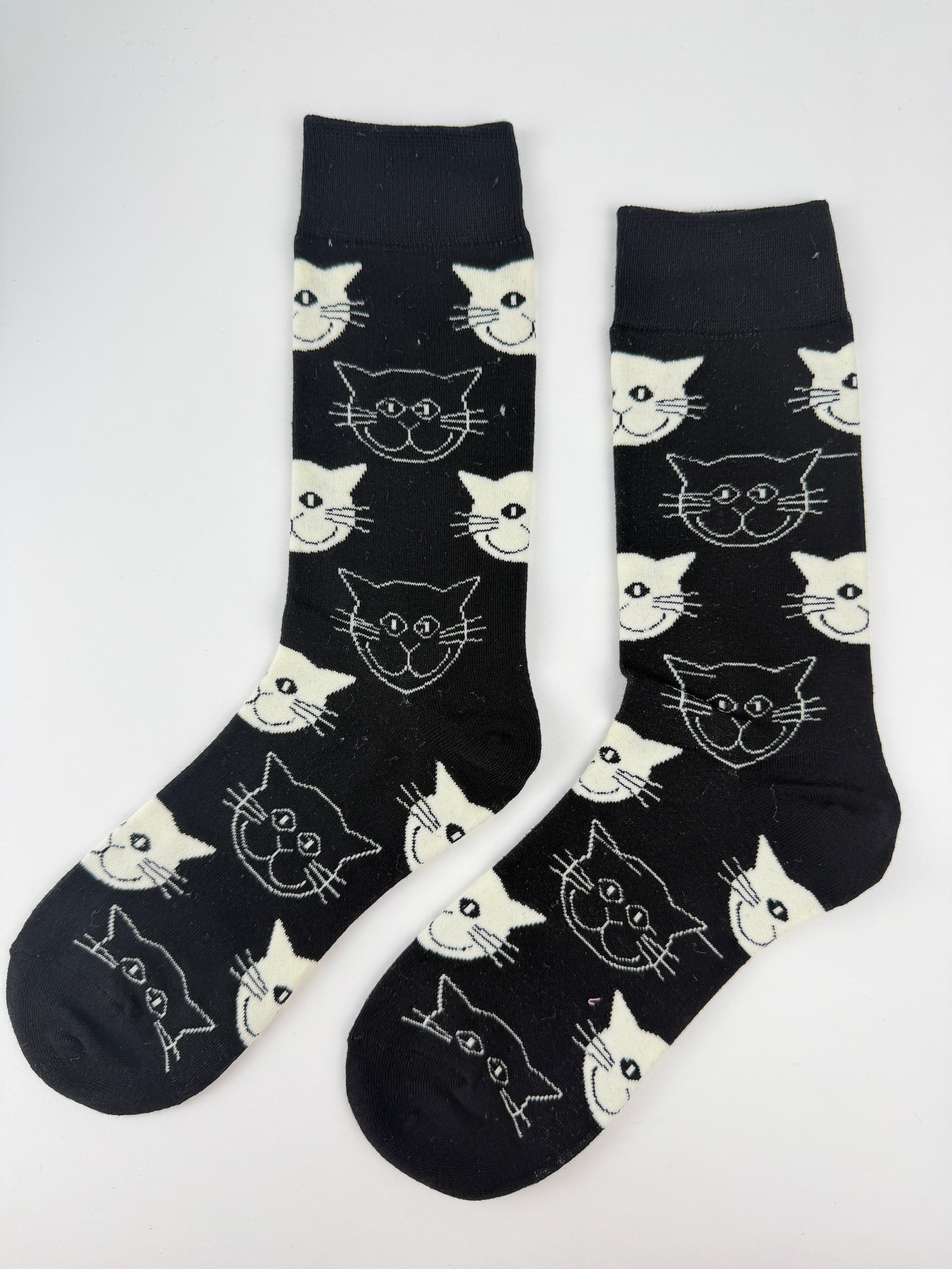 Animal Socks – Sketch Cat Face Crew Socks
