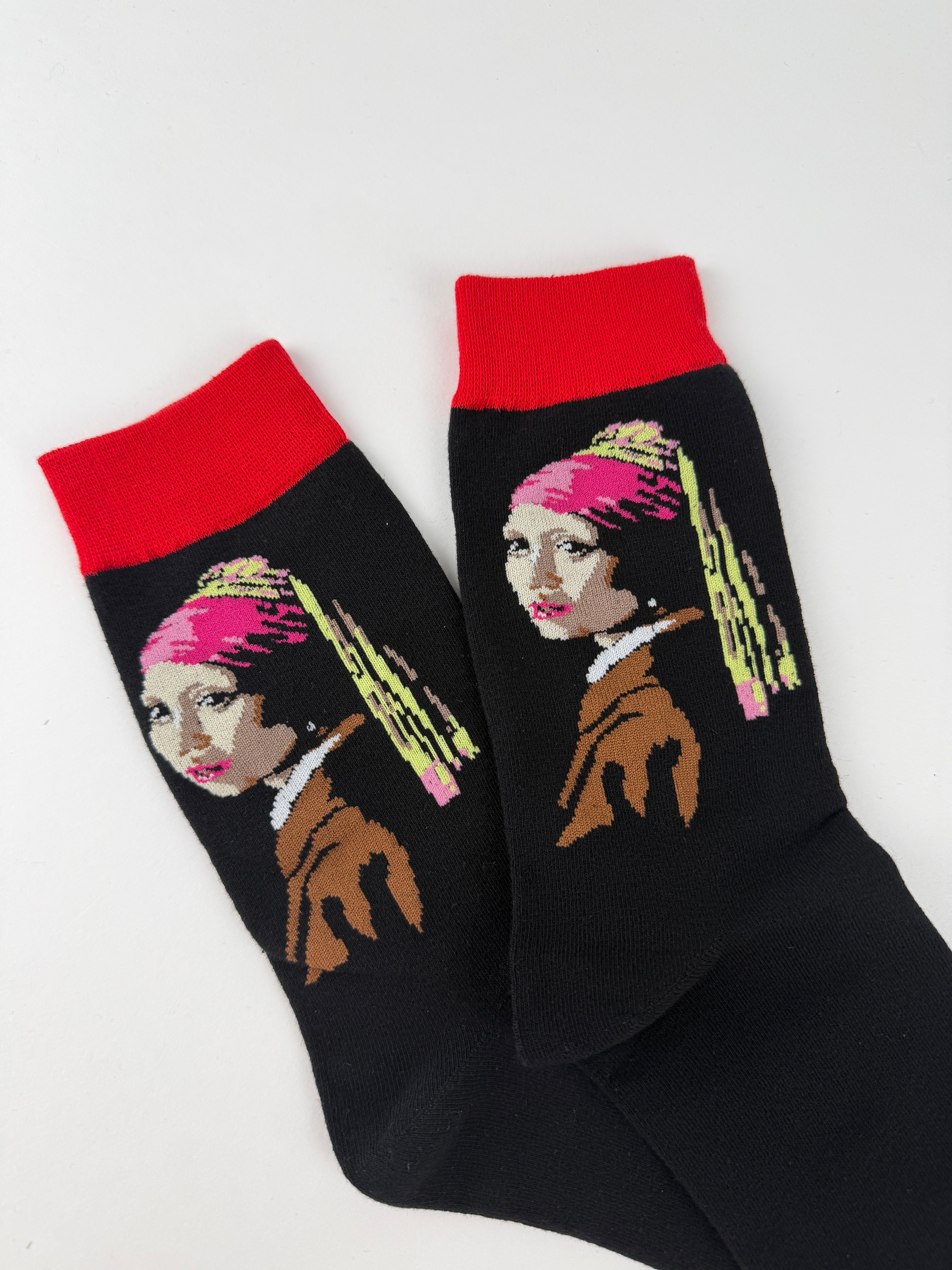 Oil Painting Collection – Girl With a Pearl Earring Art Crew Socks