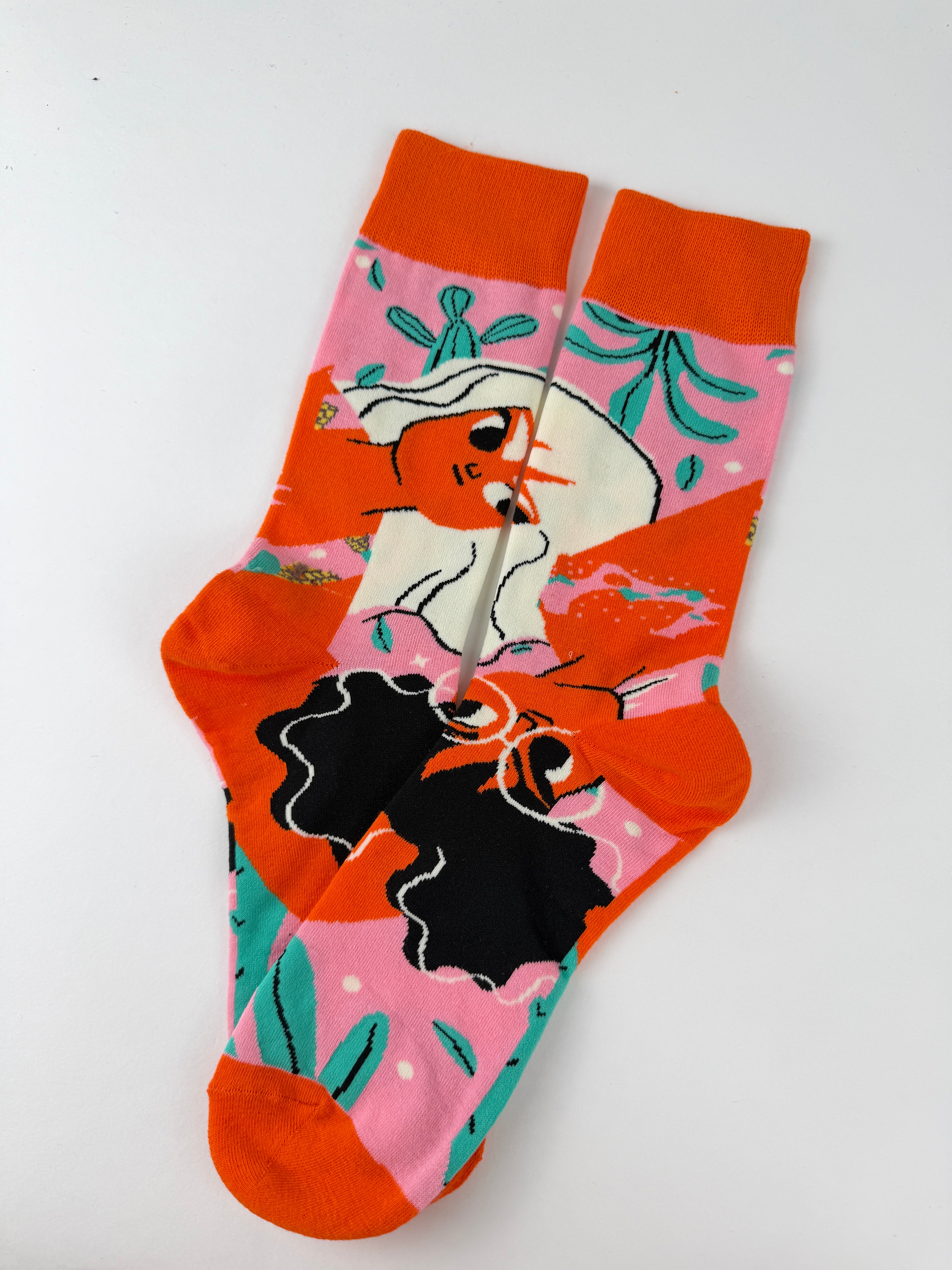Illustration Collection – Abstract Woman Portrait Crew Socks