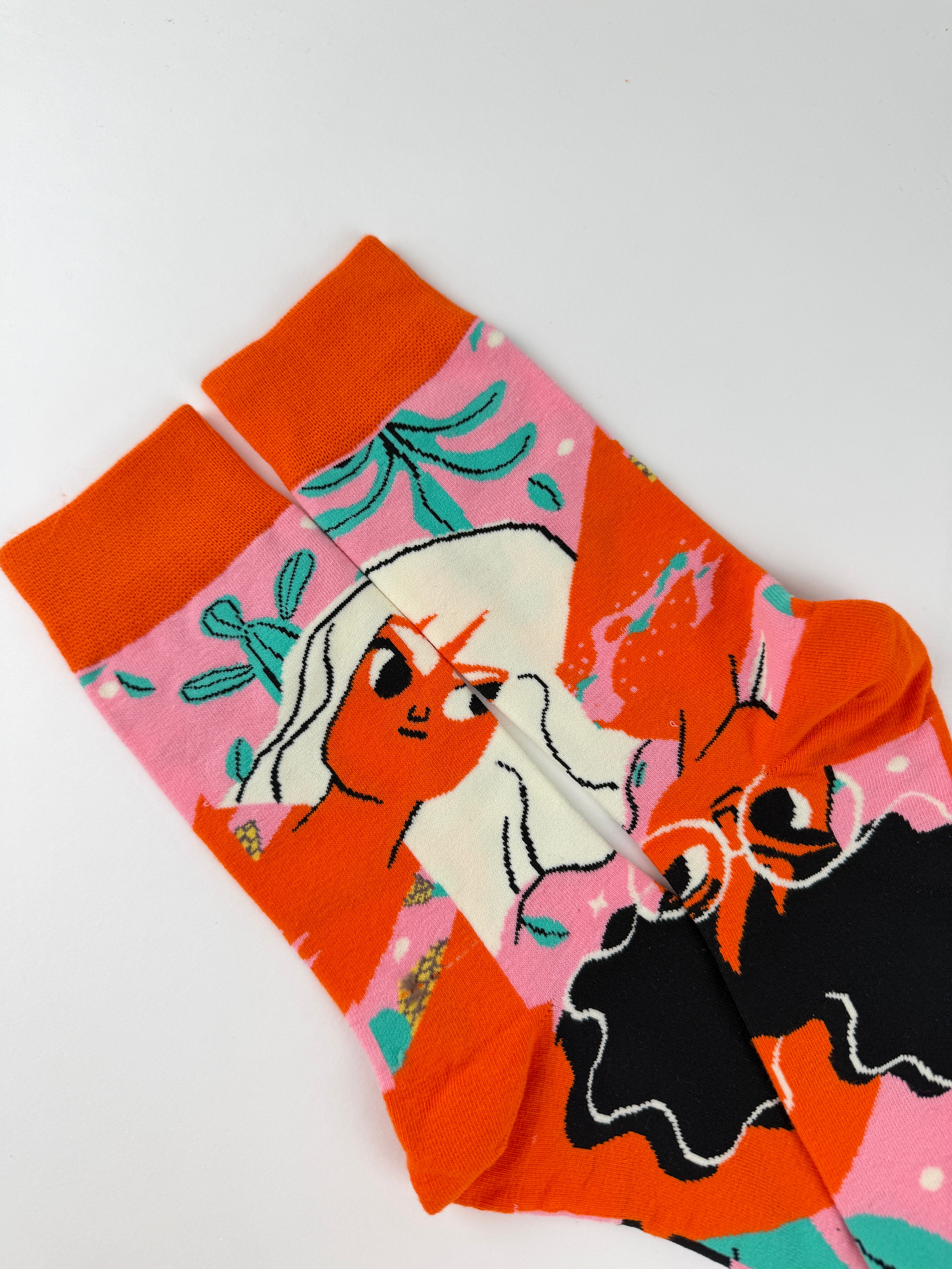 Illustration Collection – Abstract Woman Portrait Crew Socks